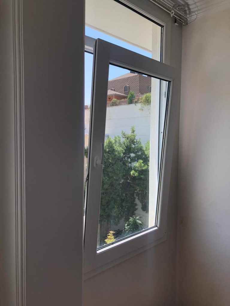 پنجره upvc دو حالته وینسابست 